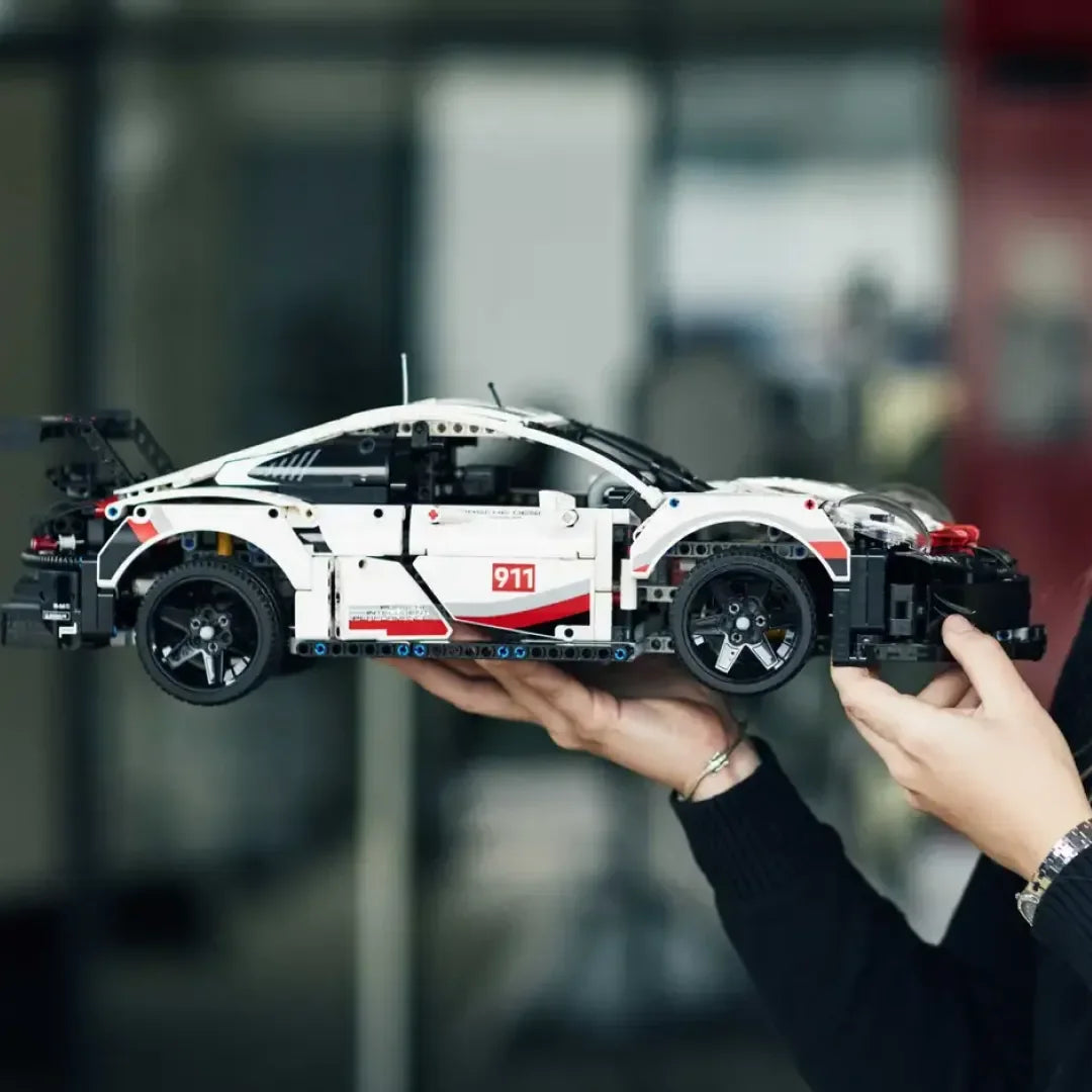 Compre Junto! Os Três Produtos Mais Vendidos (BMW M1000 RR, Mercedes AMG W14, Porsche 911 RSR)